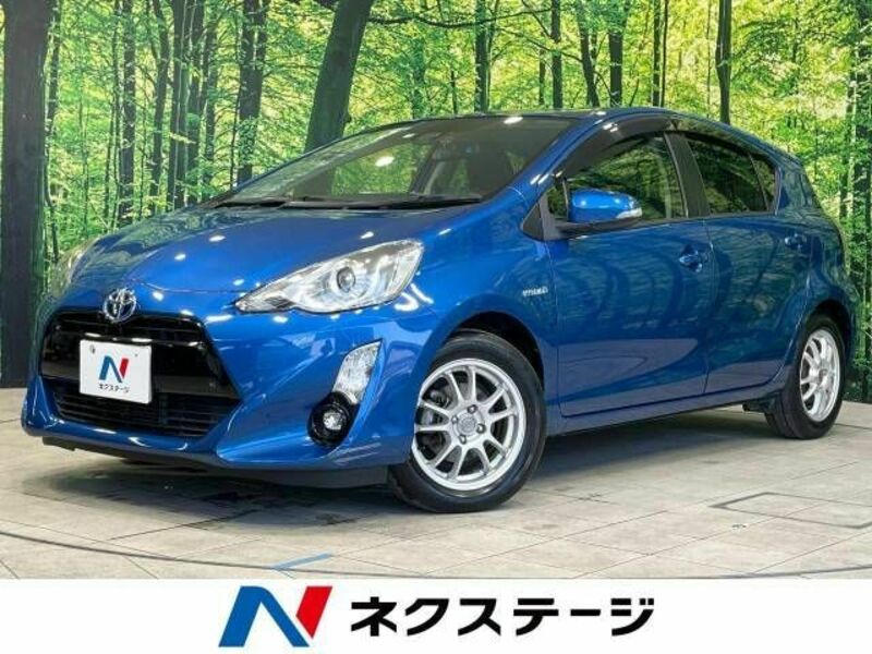 TOYOTA　AQUA