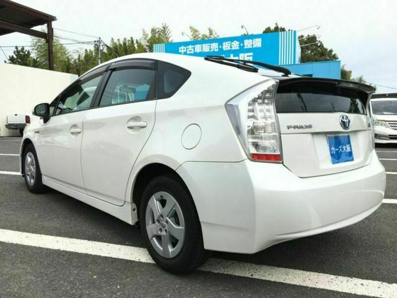 PRIUS-2