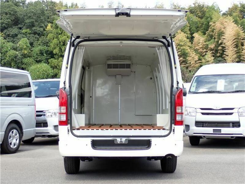 HIACE VAN-39