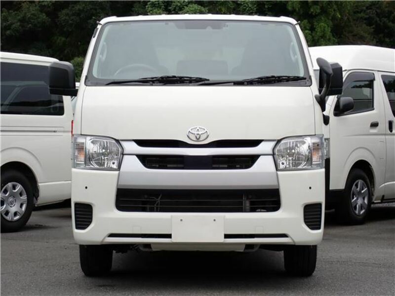 HIACE VAN-37