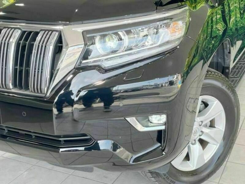 LAND CRUISER PRADO-12