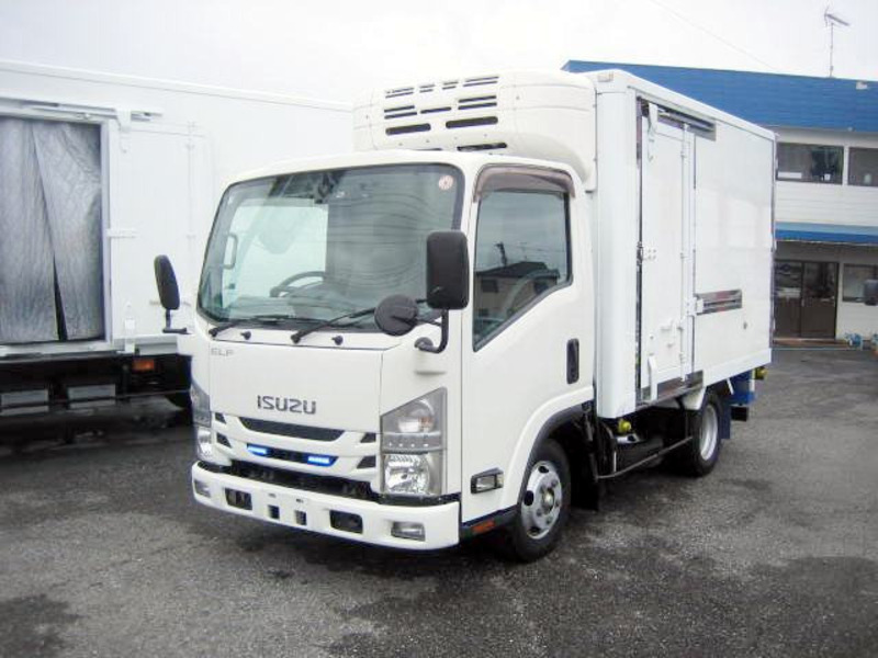 ISUZU　ELF