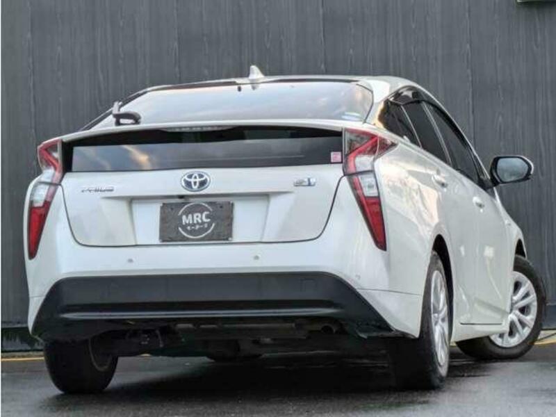 PRIUS-1