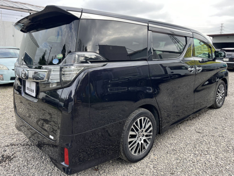 VELLFIRE-6