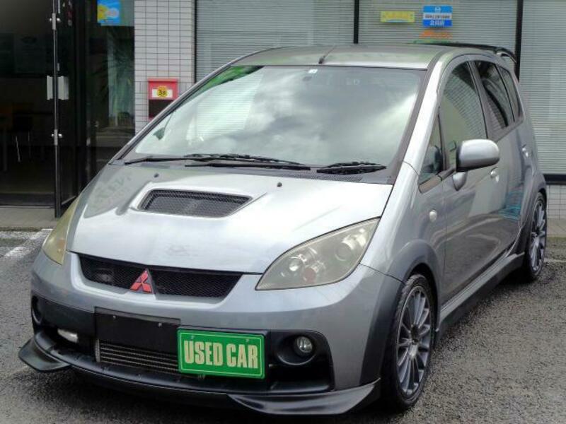 MITSUBISHI　COLT