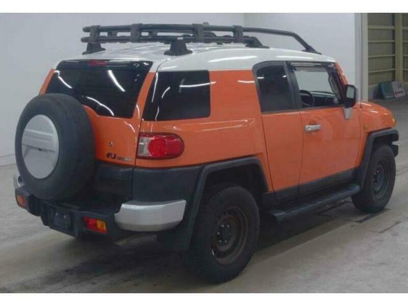 FJ CRUISER-2