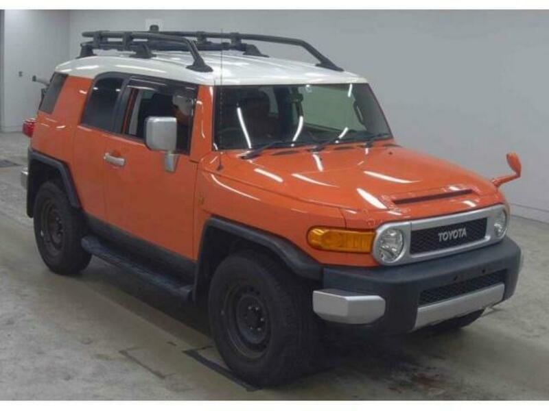 TOYOTA　FJ CRUISER