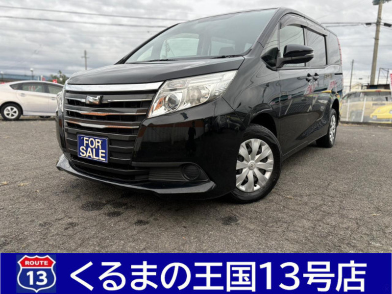 TOYOTA NOAH