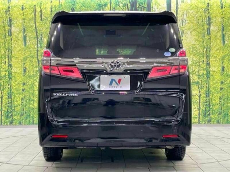 VELLFIRE-16