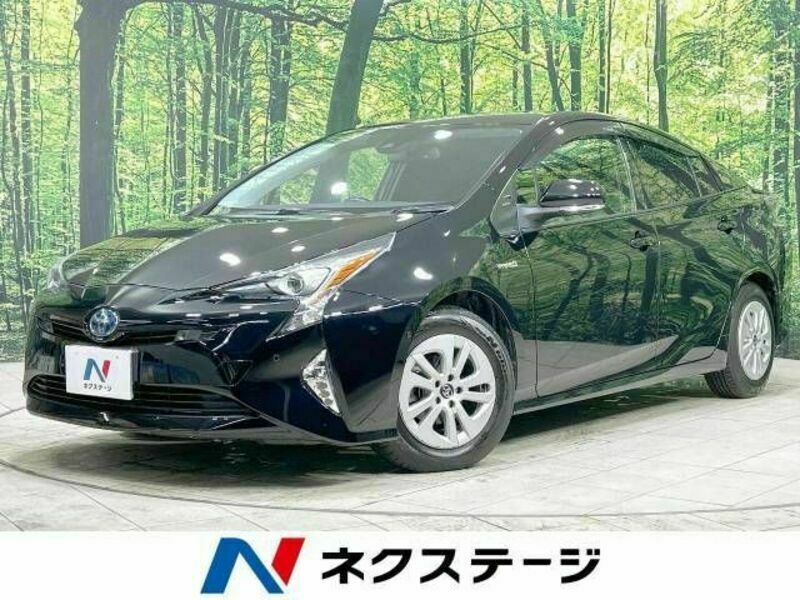 TOYOTA　PRIUS