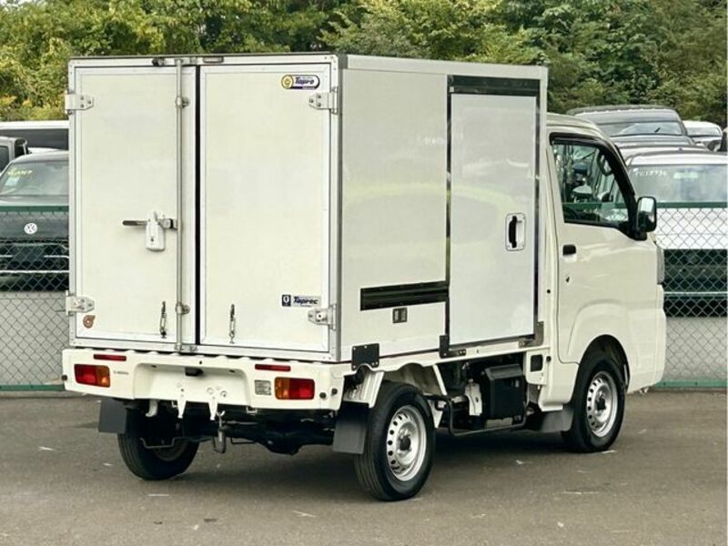 HIJET TRUCK-2