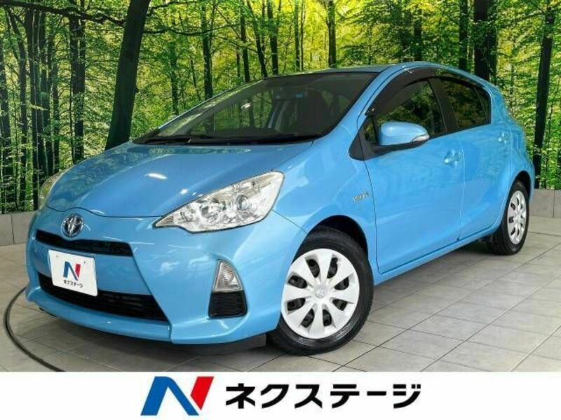 TOYOTA　AQUA