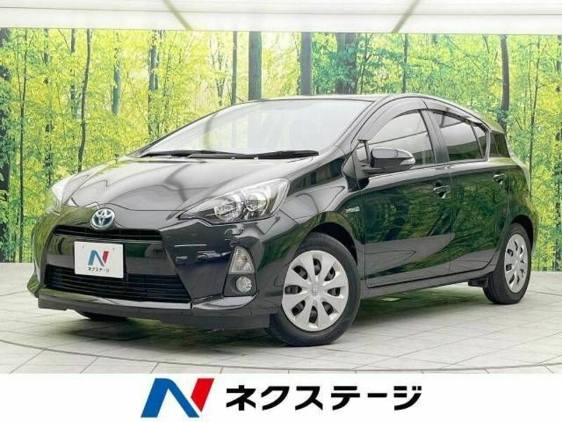 TOYOTA　AQUA