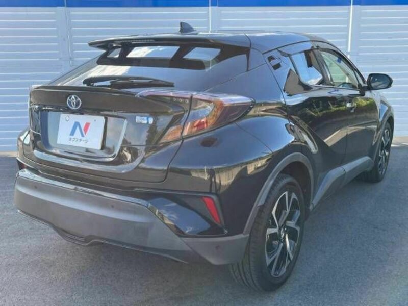 C-HR-17