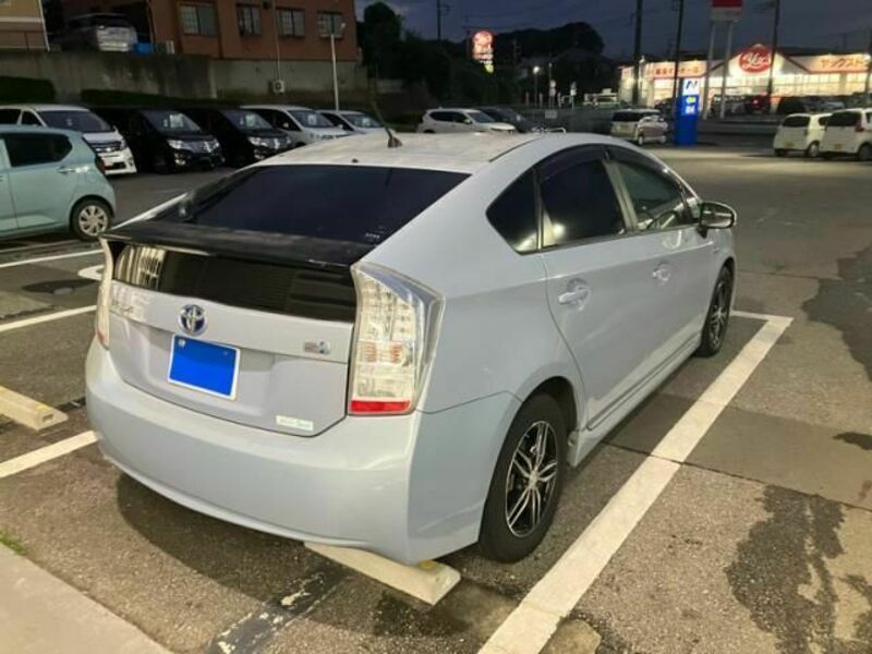 PRIUS-2