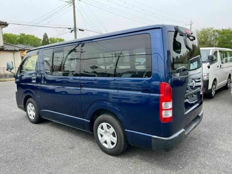 HIACE VAN-4