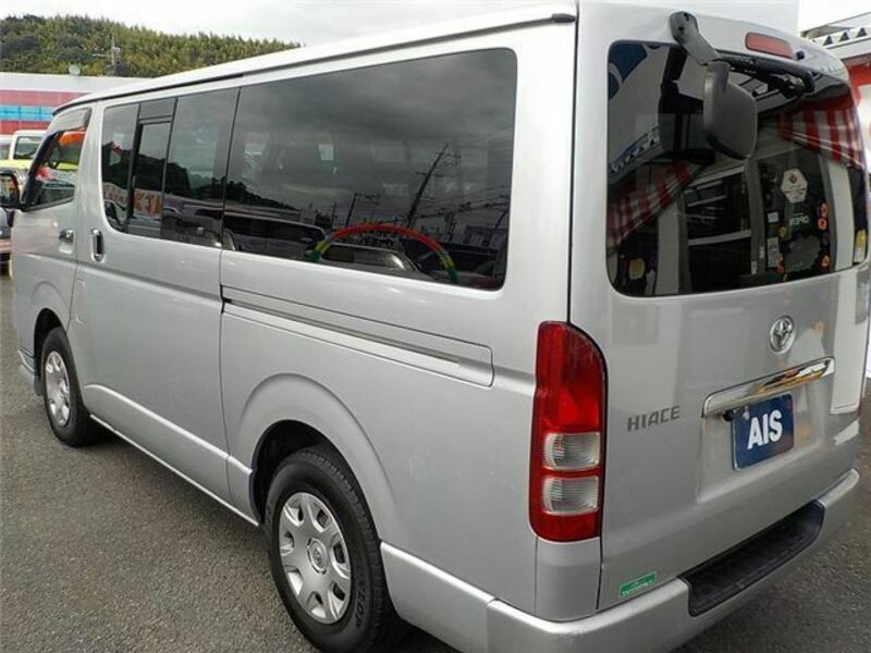 HIACE VAN-1