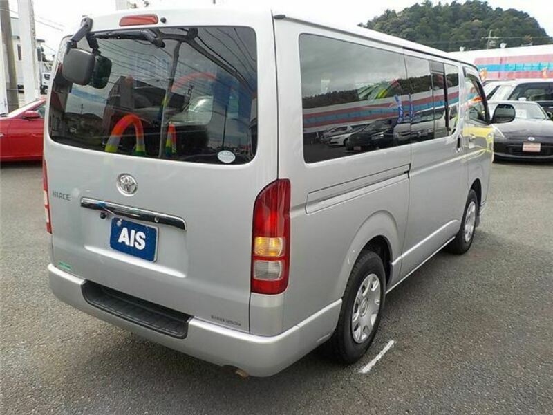 HIACE VAN-6