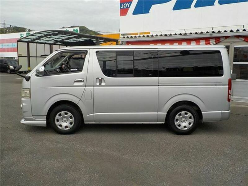 HIACE VAN-8