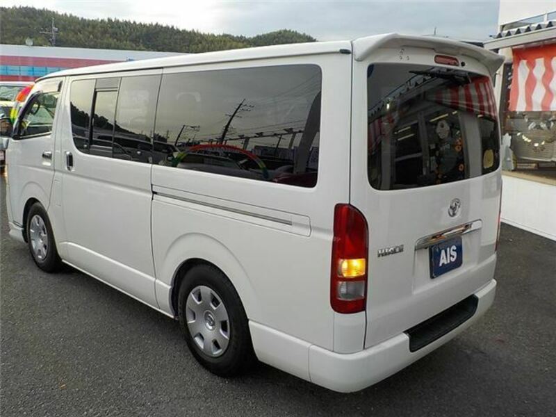 HIACE VAN-1