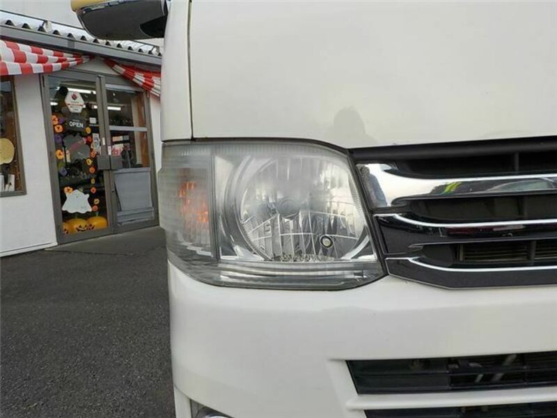 HIACE VAN-9