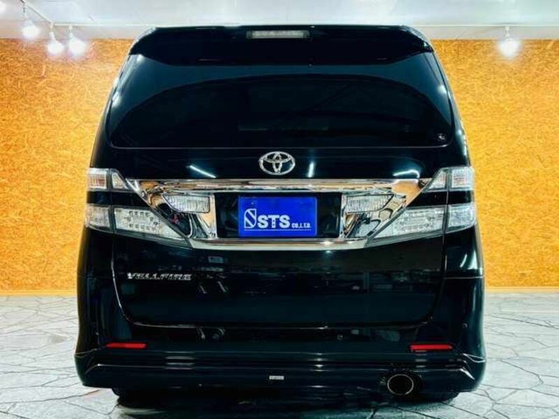 VELLFIRE-9