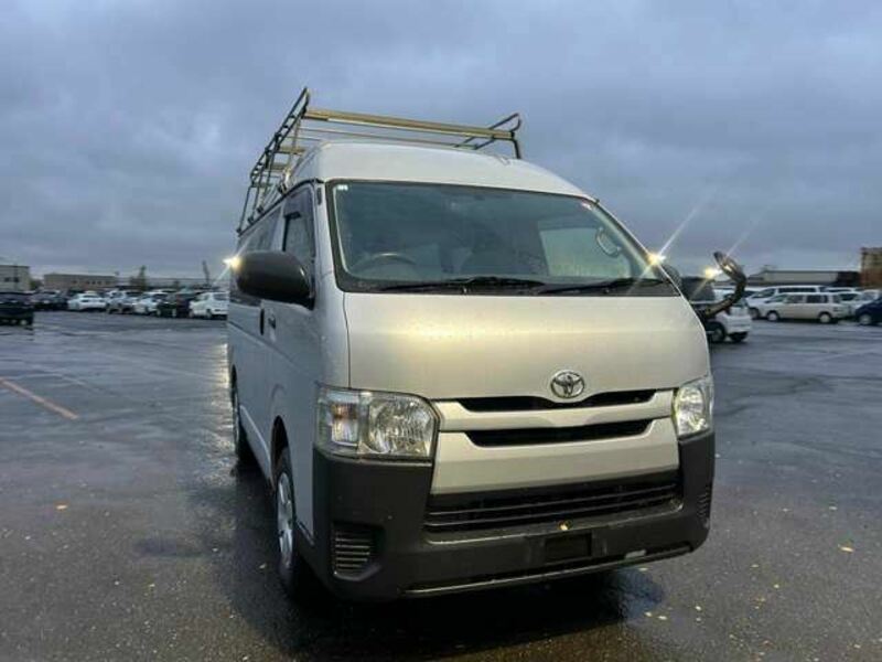 HIACE VAN-2