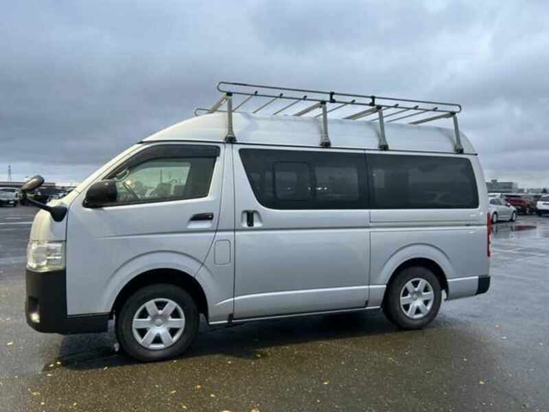 HIACE VAN-8