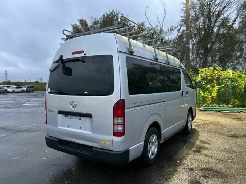 HIACE VAN-16