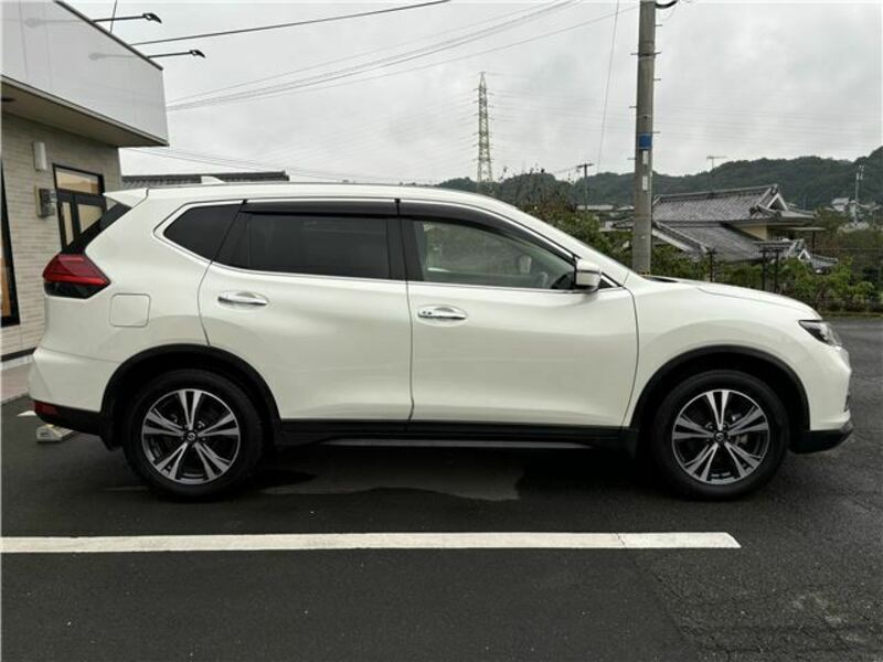 X-TRAIL-3