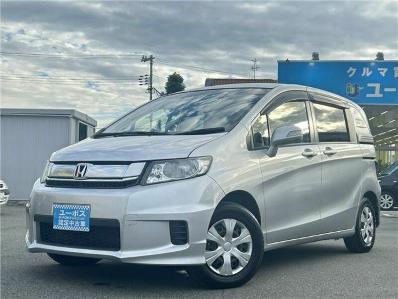 HONDA　FREED SPIKE