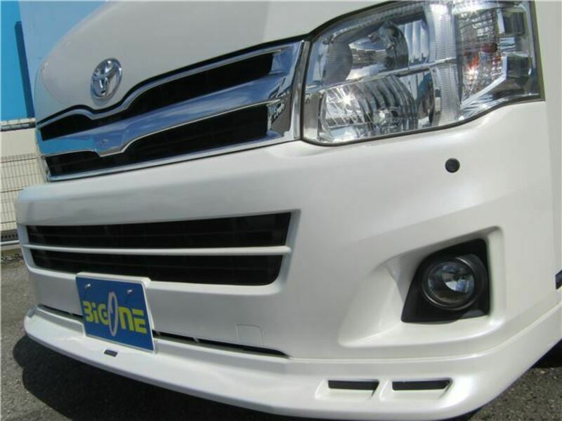 HIACE VAN-10