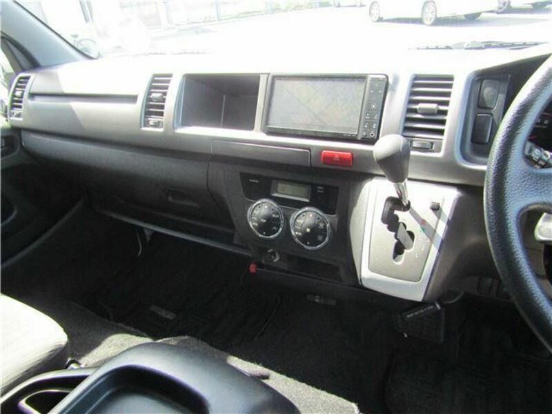 HIACE VAN-25