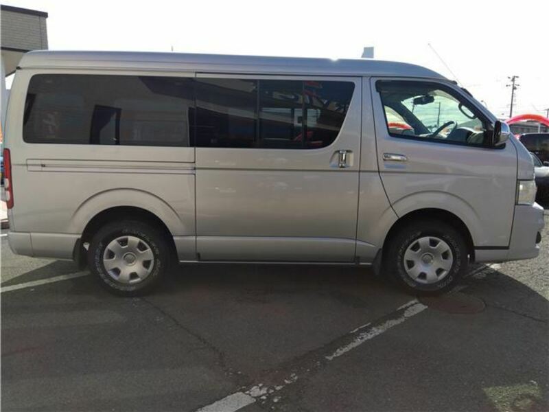 HIACE VAN-4