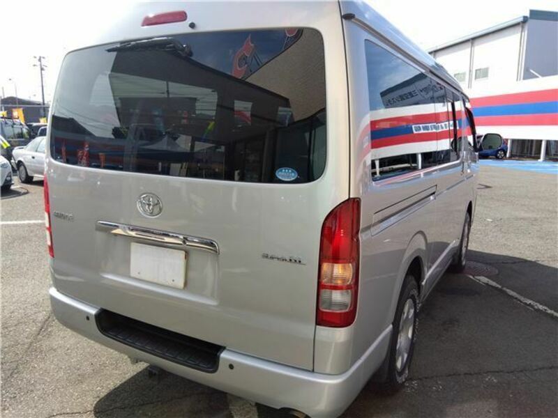 HIACE VAN-6