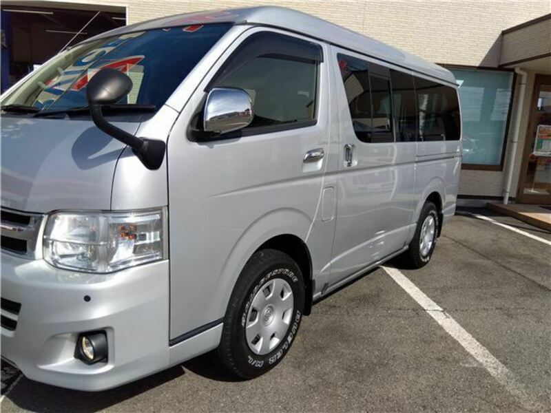 HIACE VAN-12