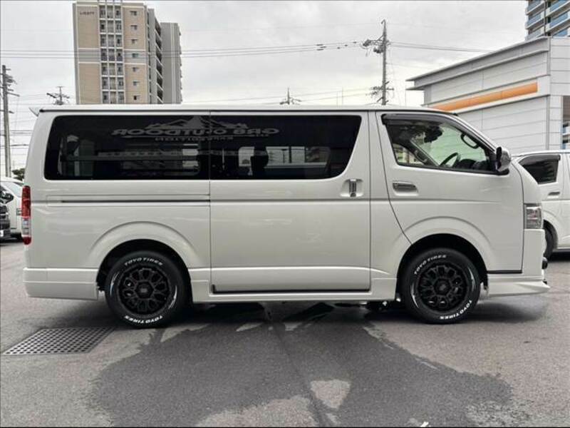 HIACE VAN-12