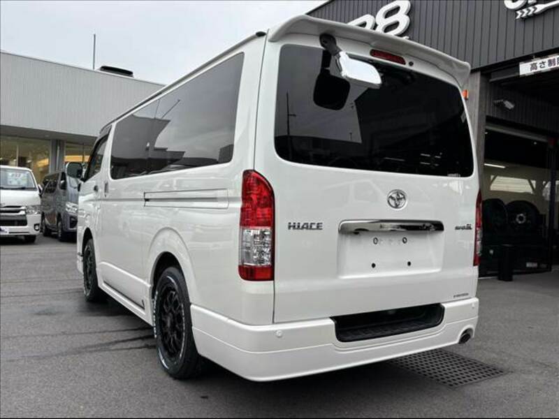 HIACE VAN-15