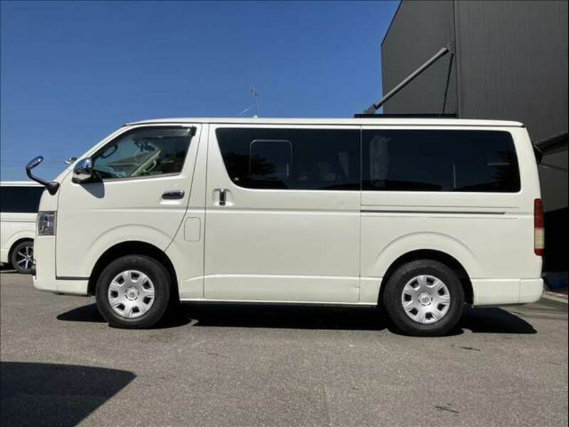 HIACE VAN-13