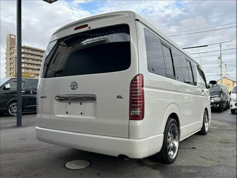 HIACE VAN-14