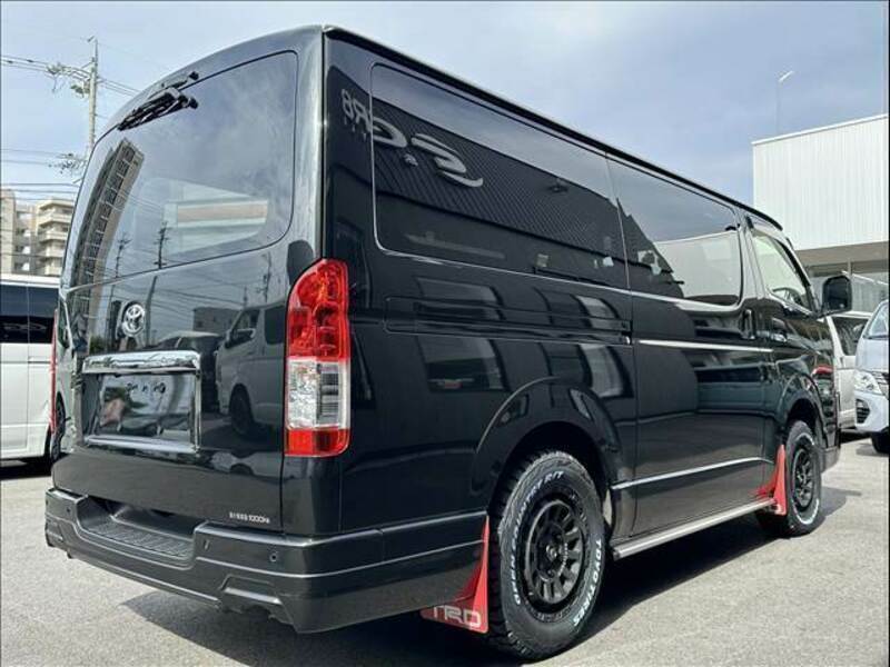 HIACE VAN-14