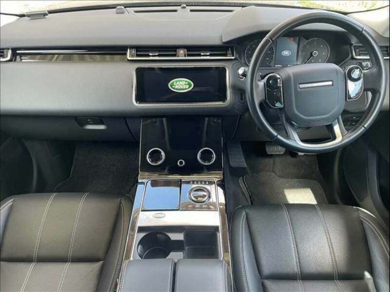 RANGE ROVER VELAR-1