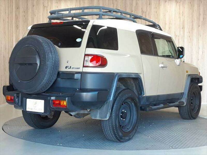 FJ CRUISER-17