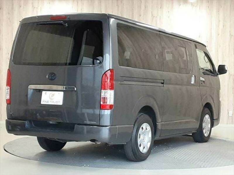 HIACE VAN-15