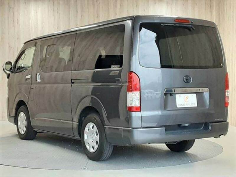 HIACE VAN-16