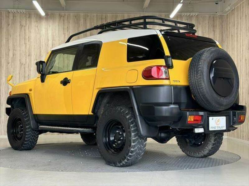 FJ CRUISER-17