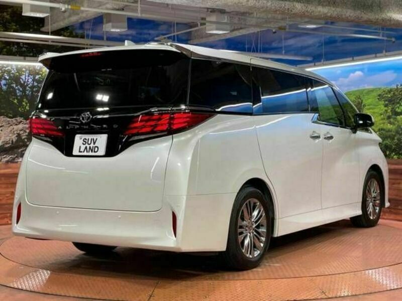 ALPHARD-17