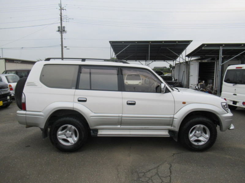 LAND CRUISER PRADO-7