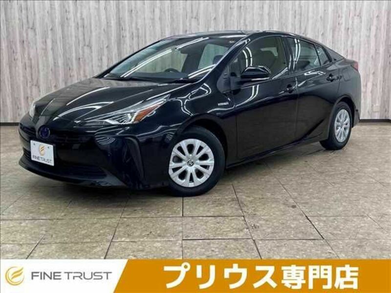 TOYOTA　PRIUS