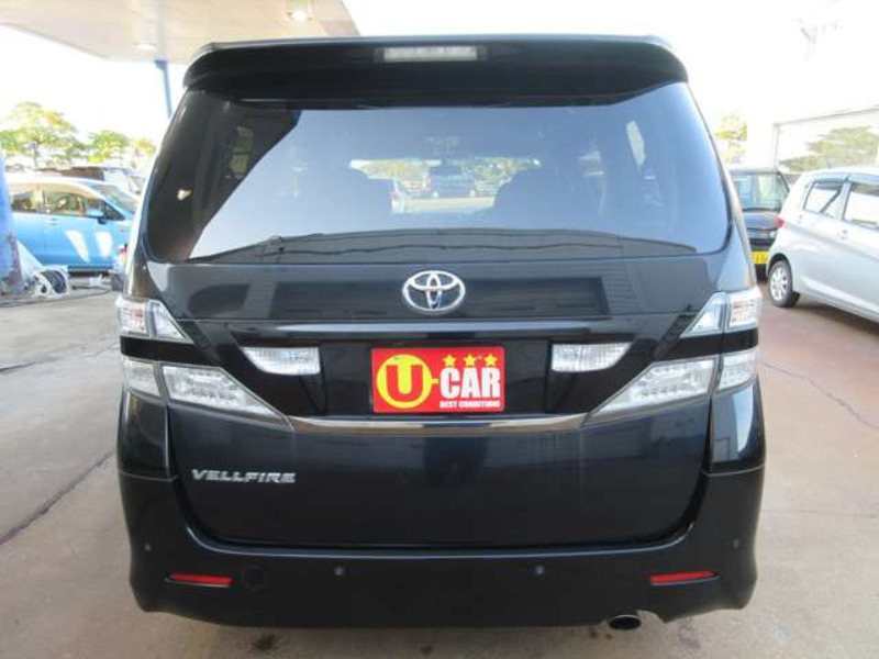 VELLFIRE-10